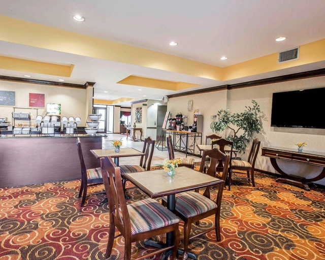 Food & Drinks 3, Comfort Inn and Suites at I-85, Spartanburg