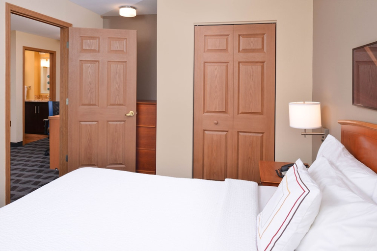 Bedroom 5, Candlewood Suites ST. LOUIS - ST. CHARLES, Saint Charles