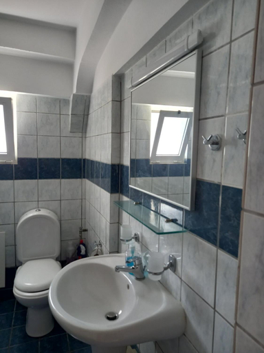 Bathroom 5, Galini Apartments, Crete