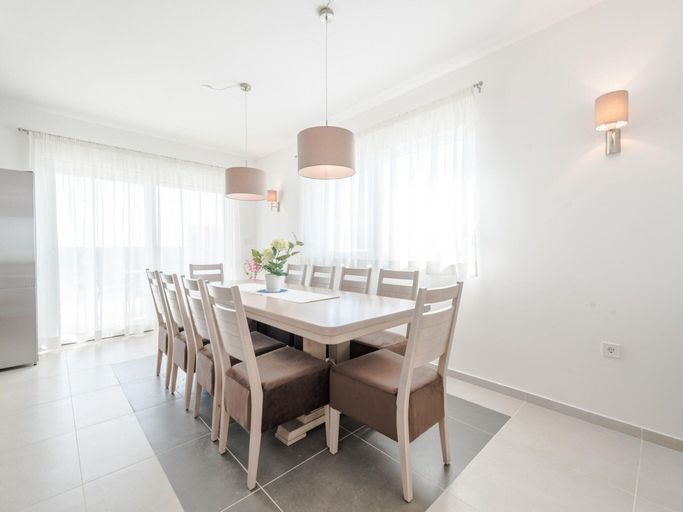 Others 3, Apartment in Croatia by the Adriatic Coast, Sukošan