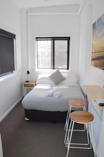 Bedroom 6