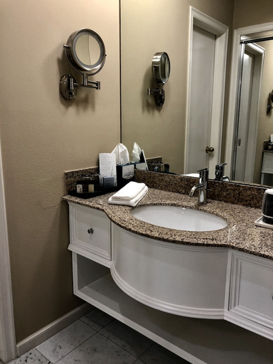 Bathroom 4, Inn at the Mill, an Ascend Collection Hotel, Washington
