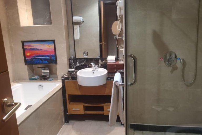Bathroom 3, Ruixiang International Hotel, Chuzhou