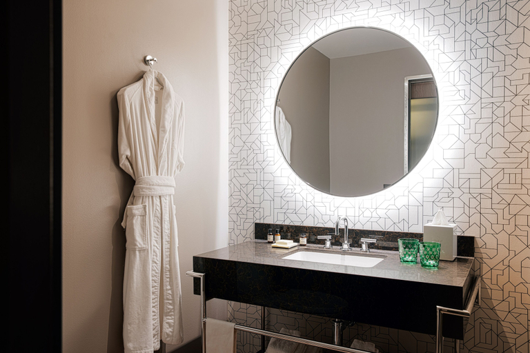 Bathroom 5, ette hotel, Osceola