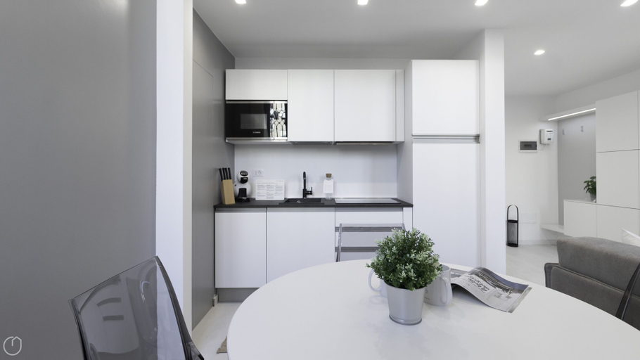 Others 4, Italianway Comfort - Tortona 8, Milano