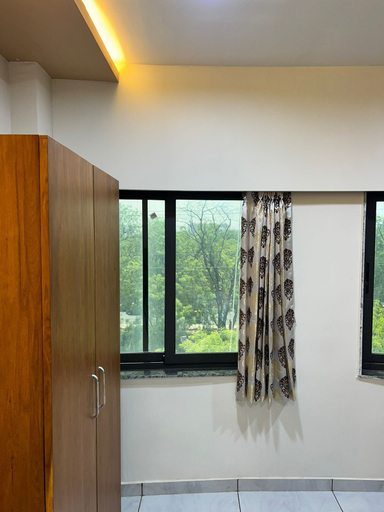 Others 4, Hotel Best Elegence , Gandhinagar