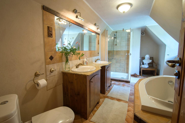 Bathroom 4, Willa Anna, Jelenia Góra