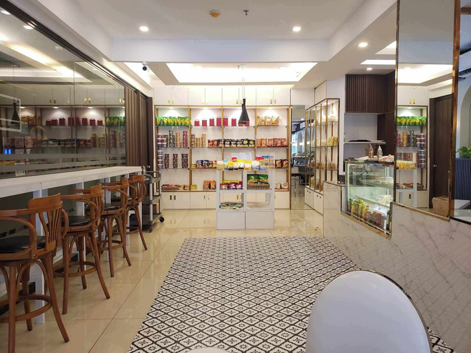 Food & Drinks 5, Northpointe Residences, Quezon City