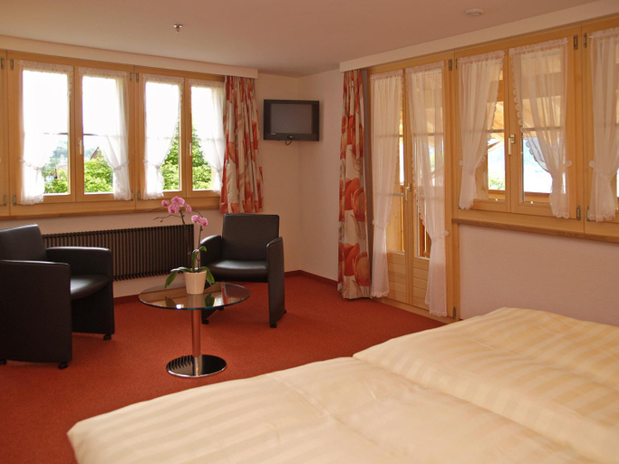 Bedroom, Hotel Steinbock, Interlaken