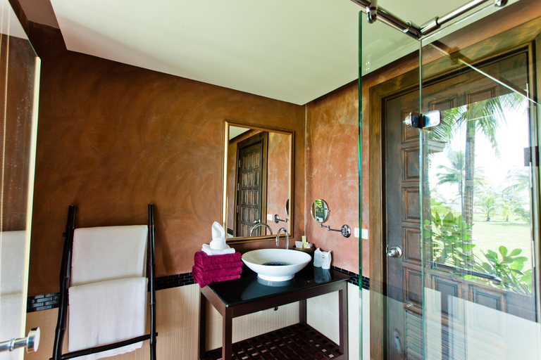 Bathroom 4, C&N Kho Khao Beach Resort, Takua Pa