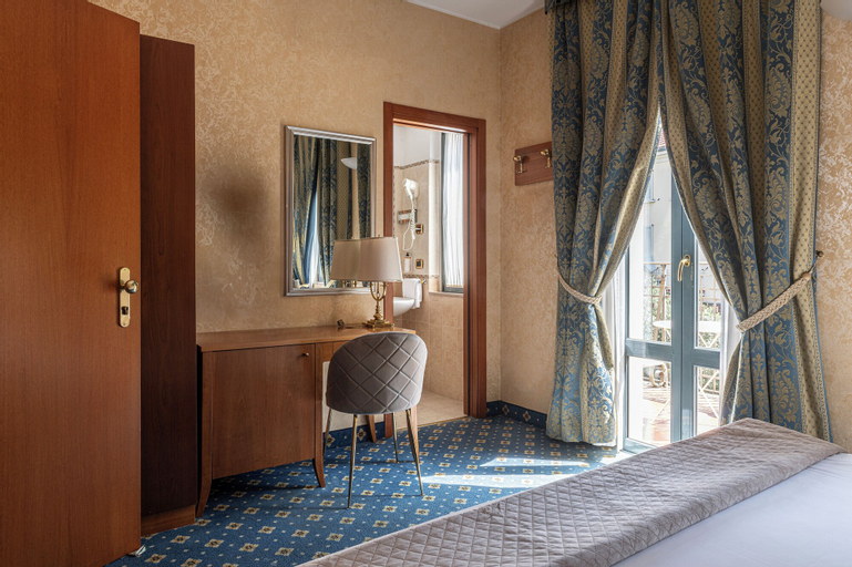Bedroom 10