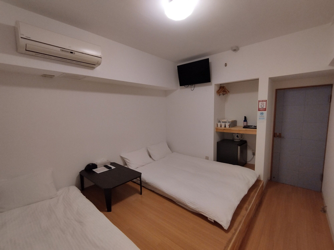 Bedroom 12