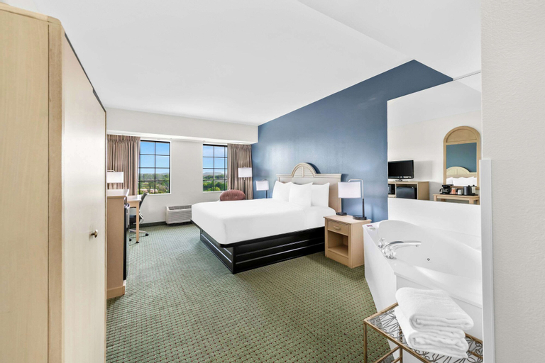 Bedroom 22