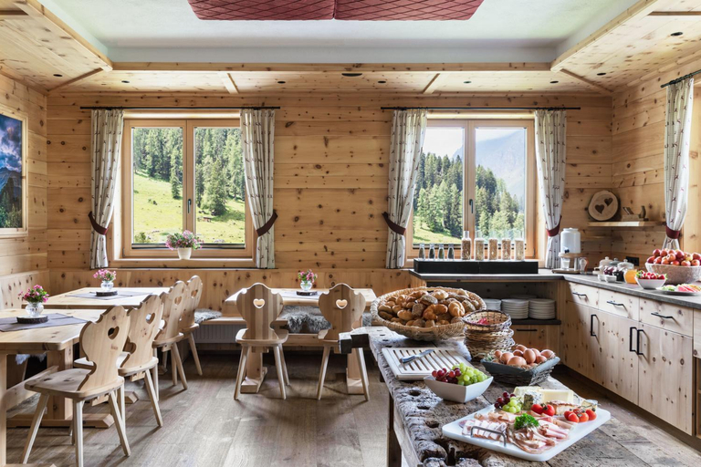Food & Drinks 3, Berggasthaus Hv Llensteinhv Tte, Schwaz