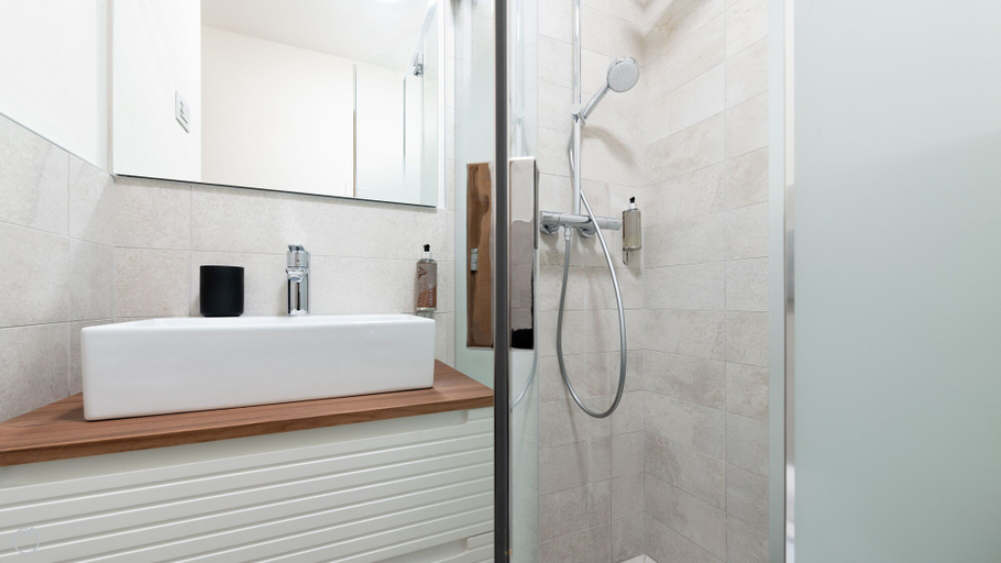 Bathroom 4, Italianway - Dosso del Grillo 1A, Sondrio
