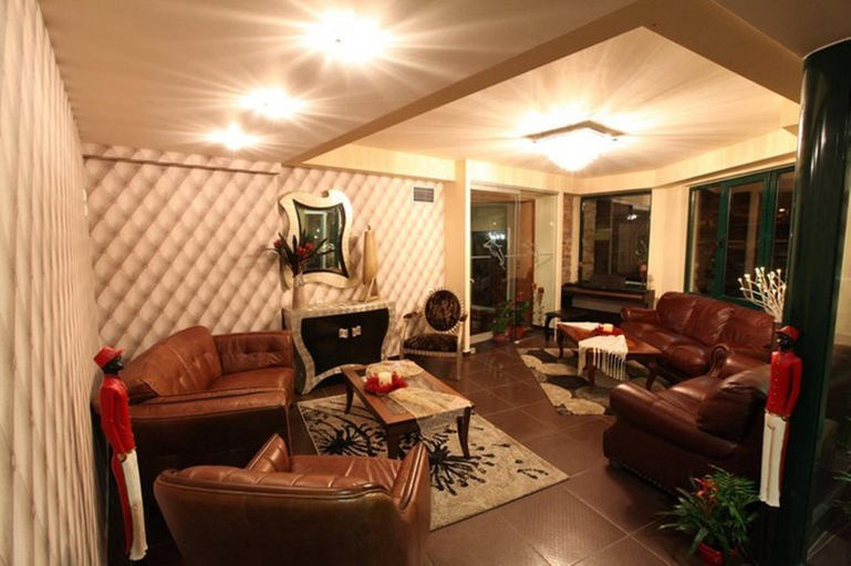 Public Area, Delfini Hotel, West Greece
