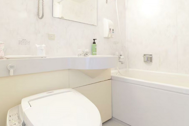 Bathroom 8