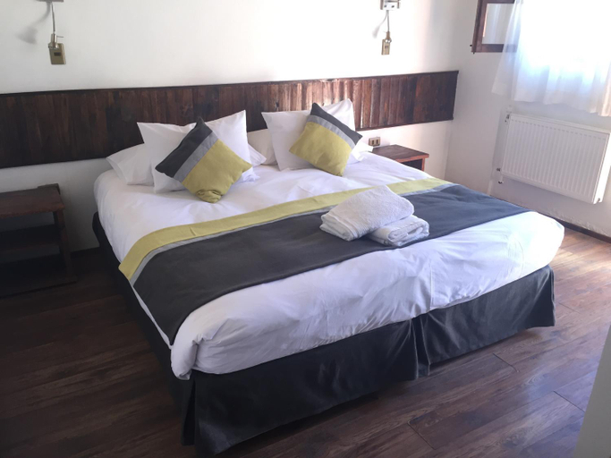 Others 3, Hostal Montepardo, El Loa