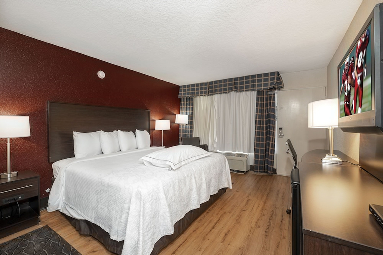 Bedroom 4, Red Roof Inn PLUS+ St Augustine, Saint Johns