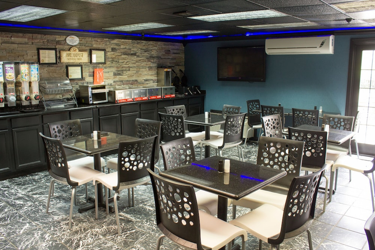 Food & Drinks, Baymont By Wyndham Springfield, Sangamon