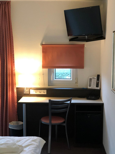 Bedroom 2, AK 1 Hotel, Vorpommern-Greifswald