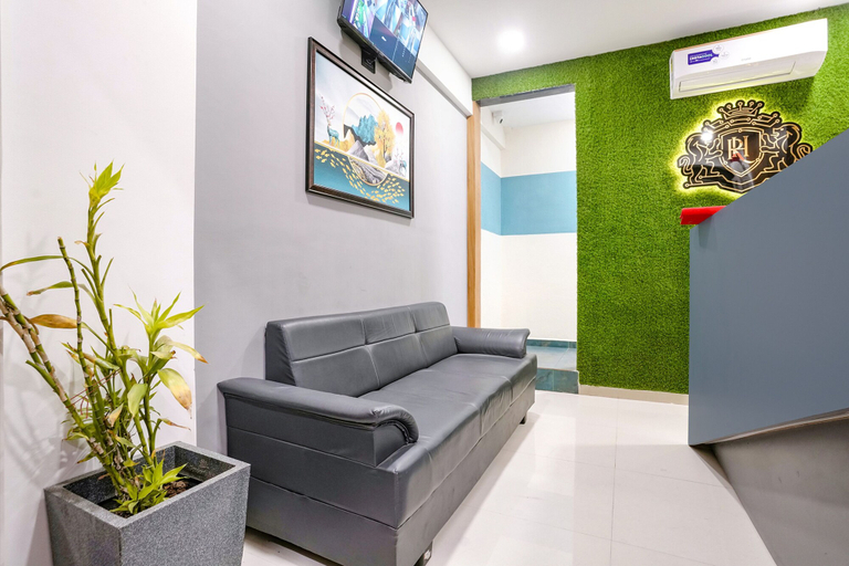 Others 5, Fabhotel Royal King I, Surat