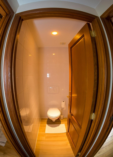Bathroom 5