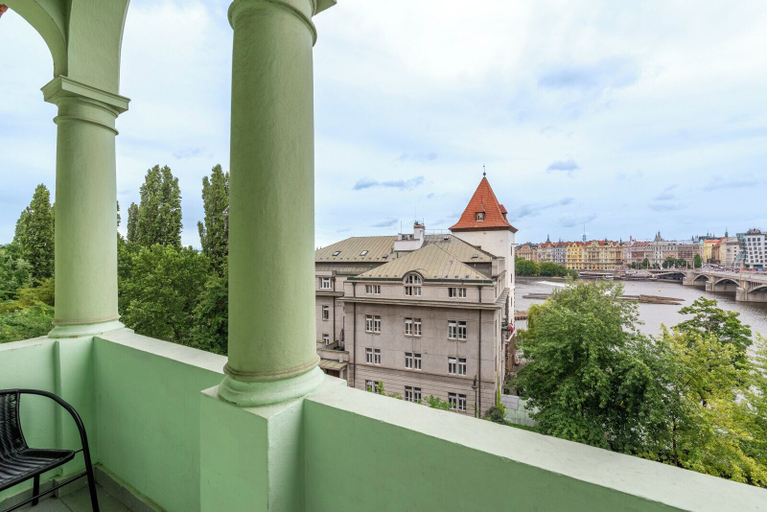 Others 4, Janáčkovo nábřeží - Riverside Residence, Praha 6