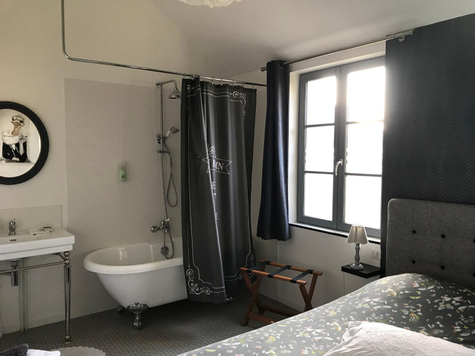 Bathroom 3, O Mylle Douceurs, Somme