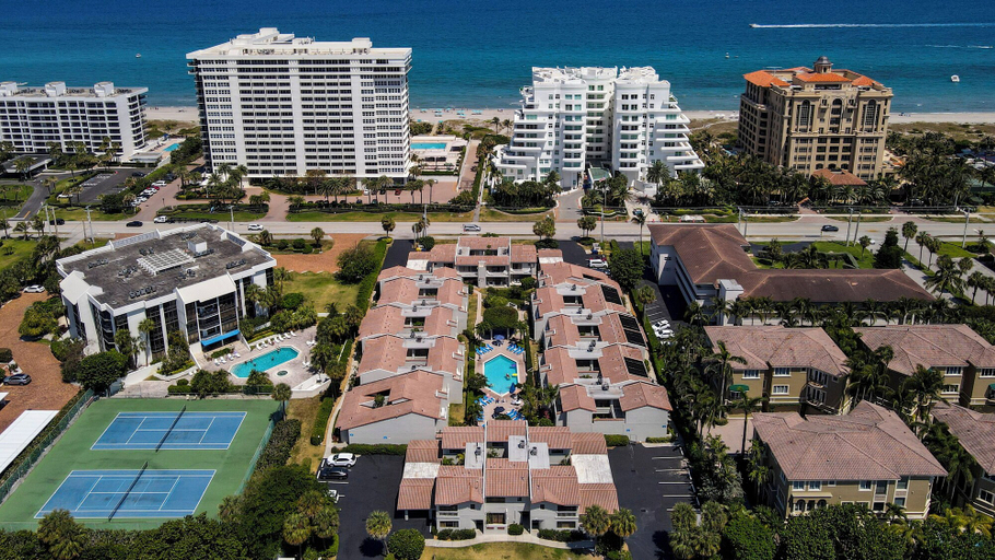 Exterior & Views 2, Ventura at Boca Raton, Palm Beach