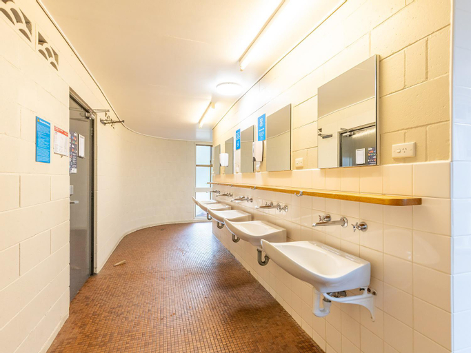 Bedroom 5, NRMA Bairnsdale Riverside Holiday Park, E. Gippsland - Bairnsdale