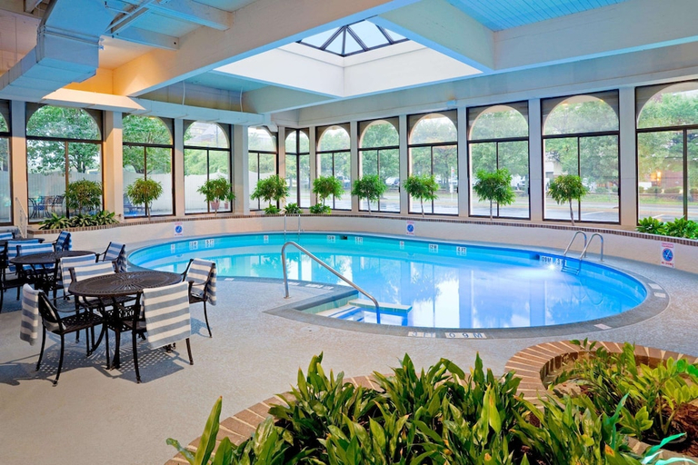 Sport & Beauty, Hotel Belvoir Springfield, Fairfax
