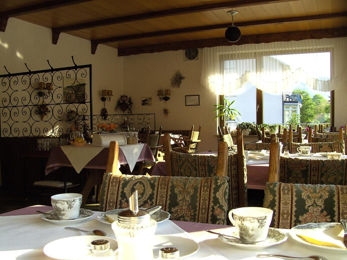 Others 2, Haus Klosterblick, Bernkastel-Wittlich