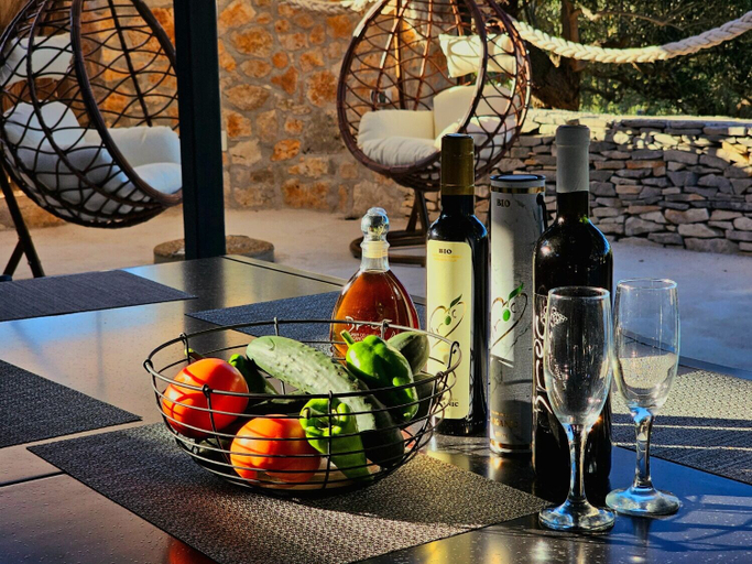 Food & Drinks, Nave - Private Pool - H, Postira