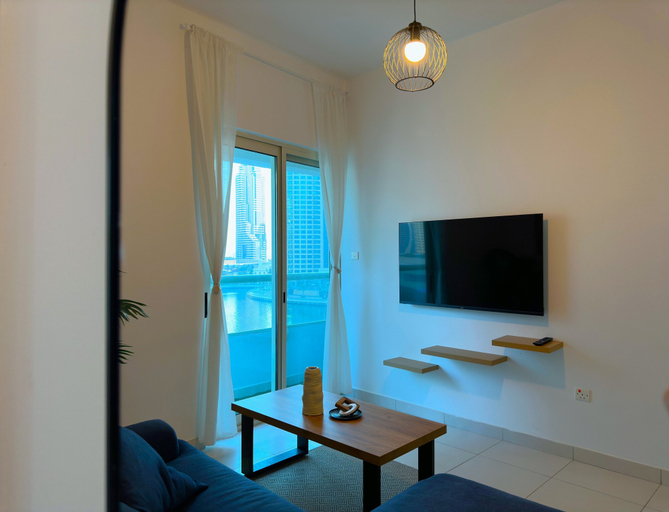 Others 5, DreamLike Full Pool & Marina View, Dubai