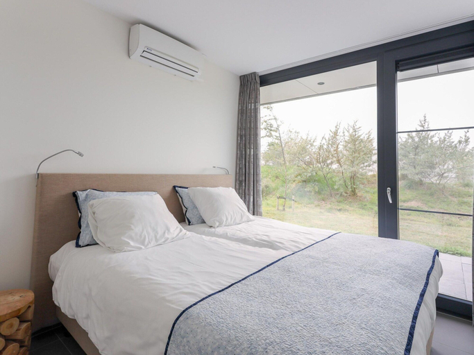 Room 3, Seaside Getaway With a Beautiful Garden, Noord-Beveland