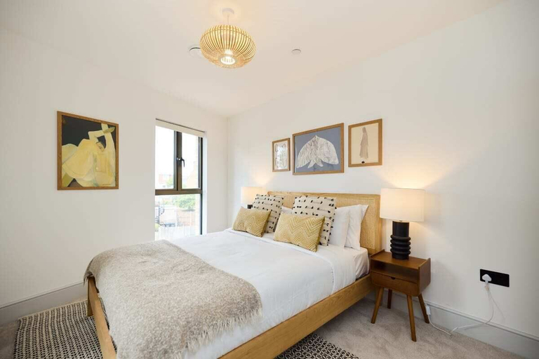 Bedroom 2, The South Wimbledon Escape - Lovely 3bdr With Balcony, London