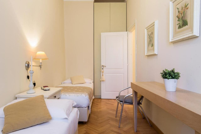 Others 5, MyHomeInComo - Palazzo Garibaldi, Como