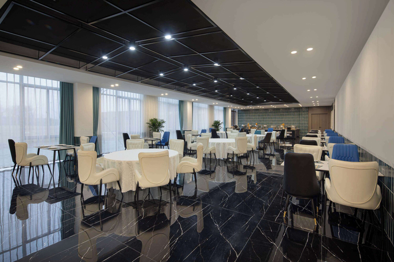 Food & Drinks 3, Days Inn by Wyndham Yangzhou Guangling, Yangzhou