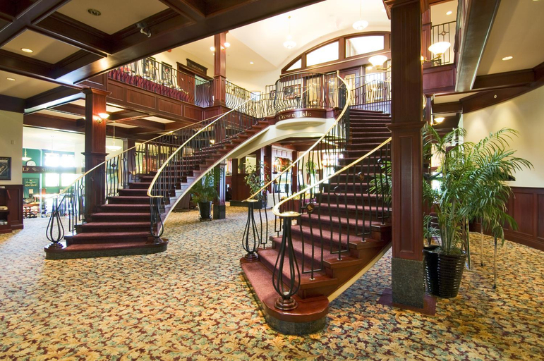 Public Area 3, Crown Isle Resort and Golf Community, Comox-Strathcona