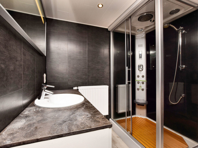 Bathroom 5, Modern Family Home With Wellness, Luxembourg