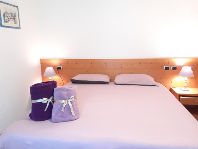 Bedroom 2, Camere Nordest Sudest Dolomiti, Belluno