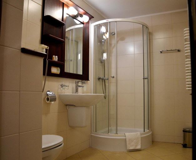 Bathroom 4, Batory, Wołomin