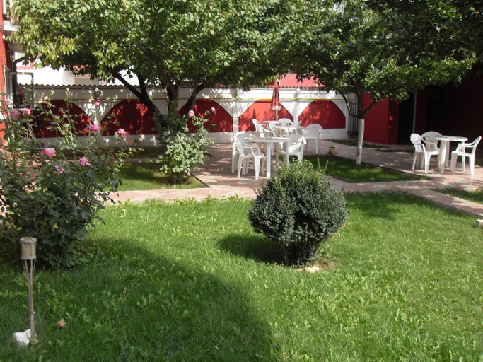 Food & Drinks 3, Hotel Cristian, Afumati