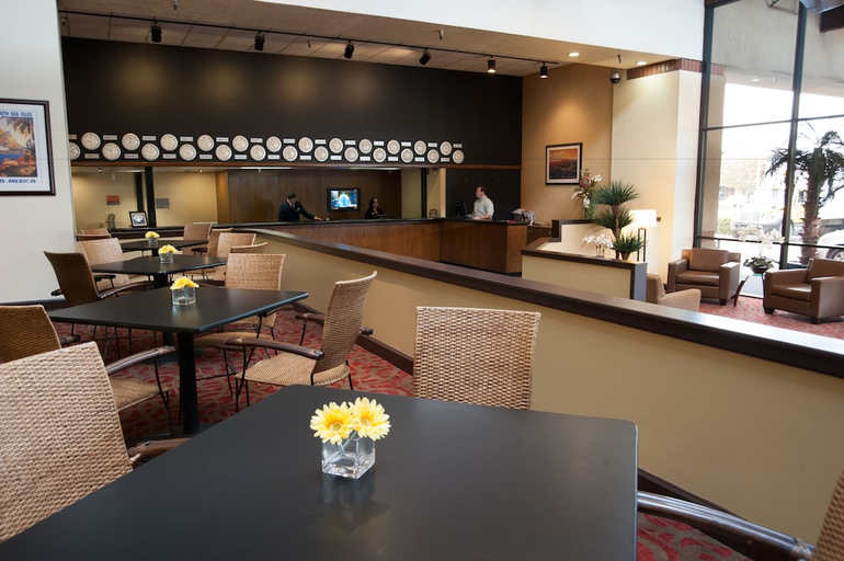 Food & Drinks 4, Airtel Plaza Hotel and Conference Center, Los Angeles