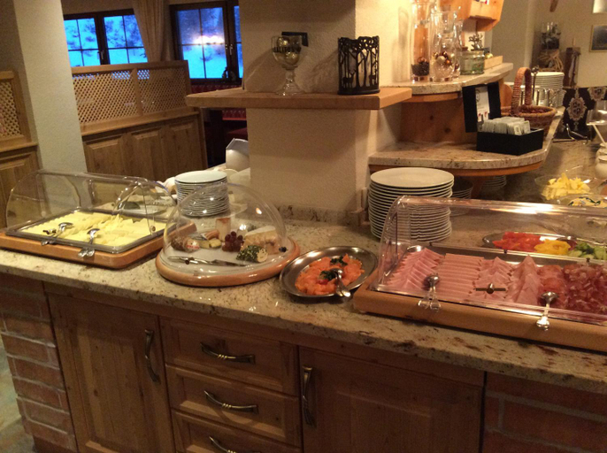 Food & Drinks 5, Burghotel Alpengluhn, Imst