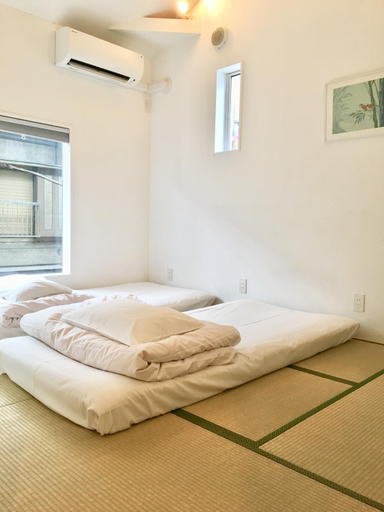 Bedroom 13