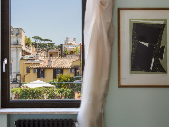 Others 5, Rarity Suites, Rome