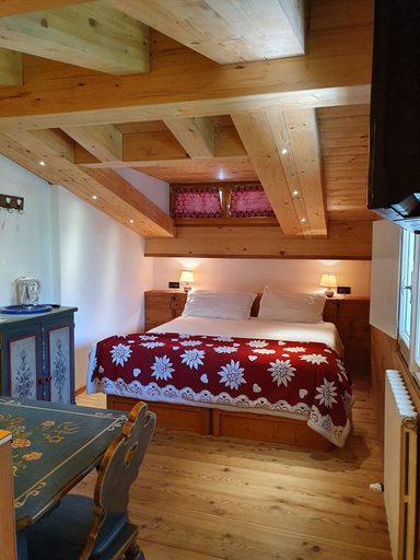 Bedroom 3, B&B Cristallo, Belluno