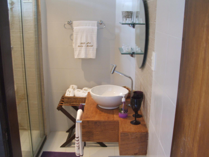 Bathroom 3, B&B JPA Casa ANSELMO, Salvador